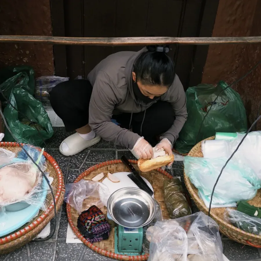 Bình trà và cà phê cho nhóm đông